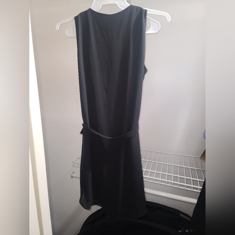 Dress - Picture 6 of 9